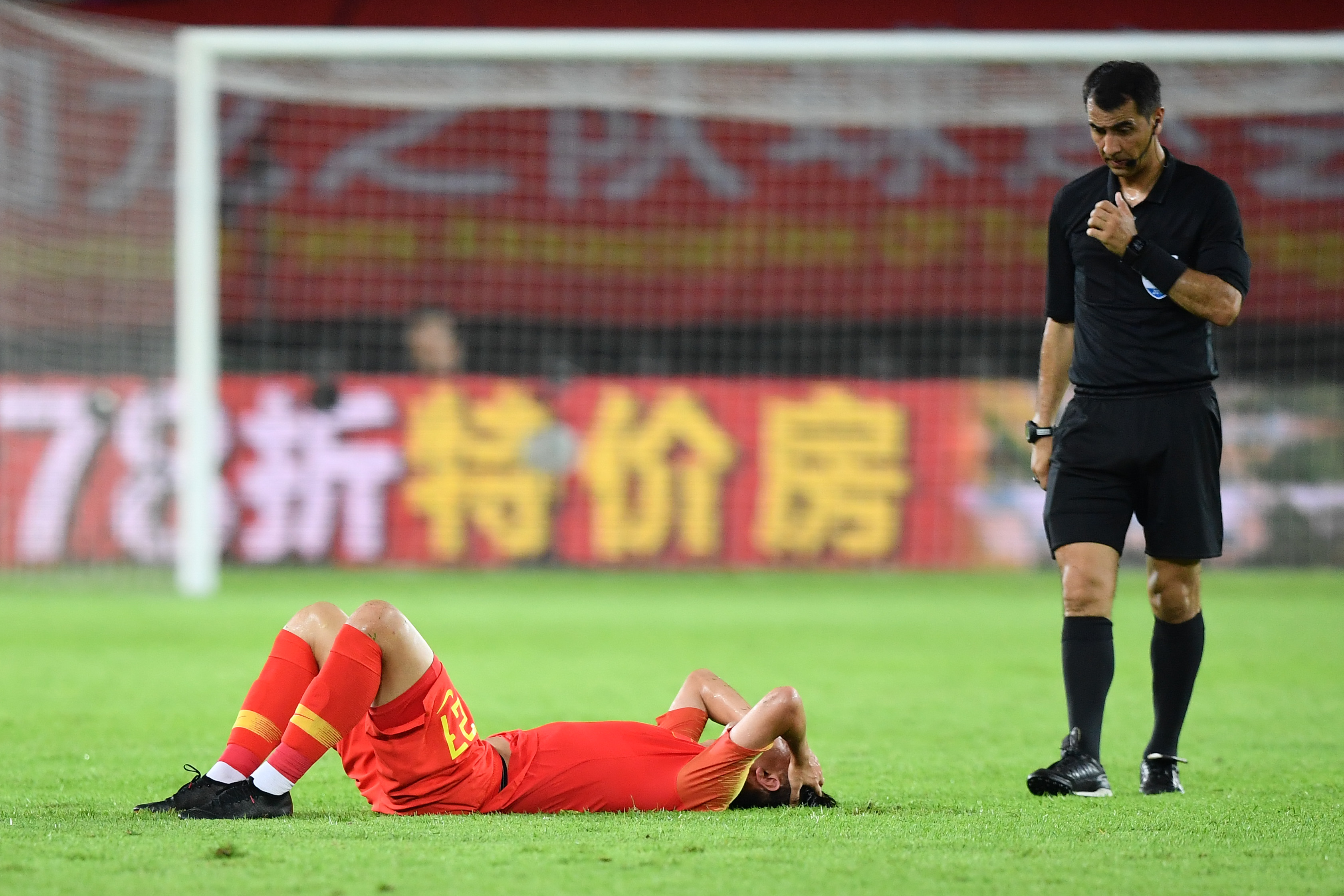 关于转折点达拉斯独行侠门线救险，法甲冲刺阶段攻防权衡，质疑声仍在，年轻球员得到机会的信息